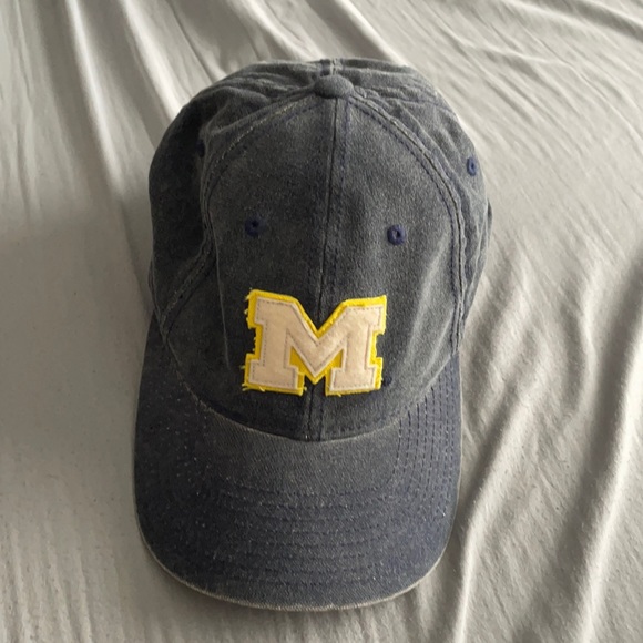 Adidas Michigan Hat - Picture 1 of 3